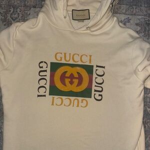Authentic Gucci sweatshirt- size L.